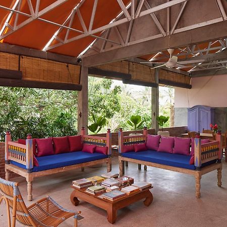 Shelter Island Hotel Ubud  Exterior photo